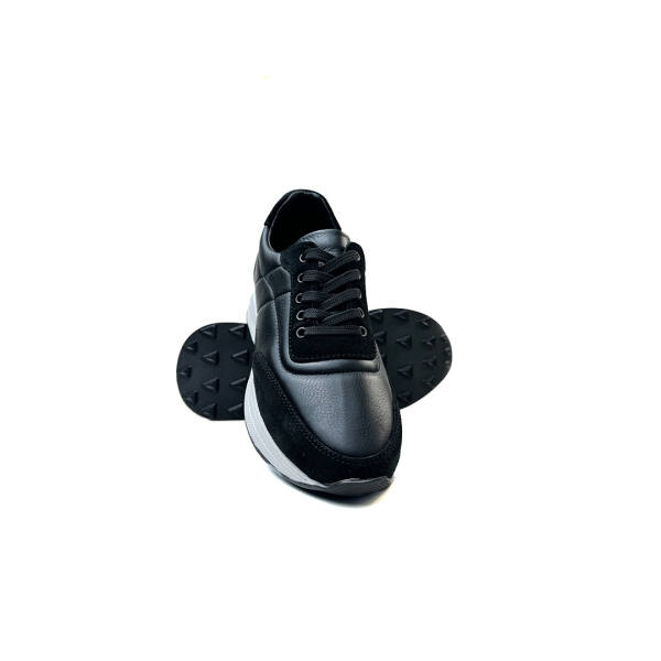 Дамски спортни обувки черни 2050 AD