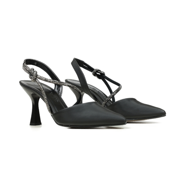 Дамски елегантни сандали черни 650